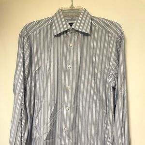 Tindari long sleeved button down dress shirt size 41-16